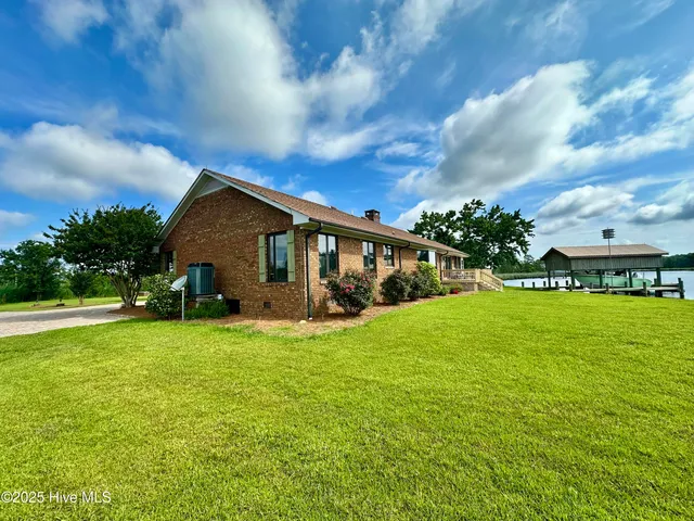 $730,000 | 181 Dallas Paul Road, Belhaven, NC 27810