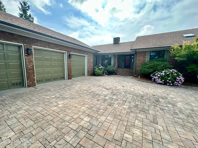 $730,000 | 181 Dallas Paul Road, Belhaven, NC 27810