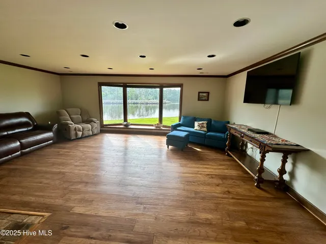 $730,000 | 181 Dallas Paul Road, Belhaven, NC 27810