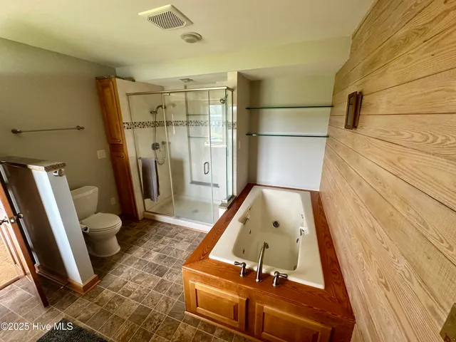 $730,000 | 181 Dallas Paul Road, Belhaven, NC 27810