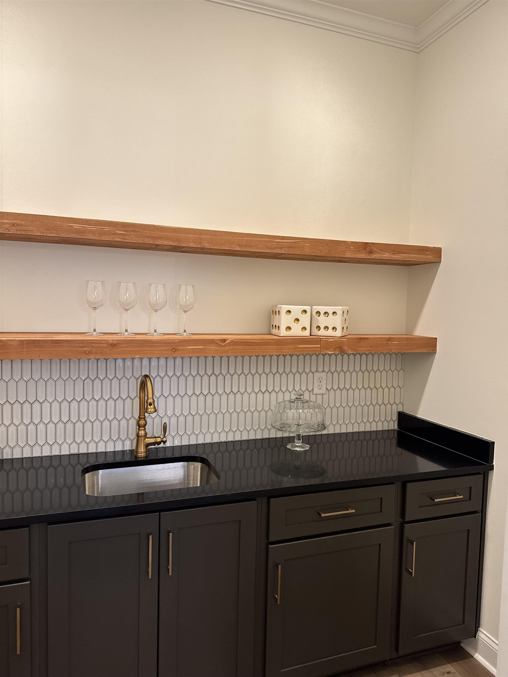 237 Beckham Drive Collierville, TN 38017 - Photo 13 of 40 Bar with a sink, backsplash, ornamental molding, and wood finished floors