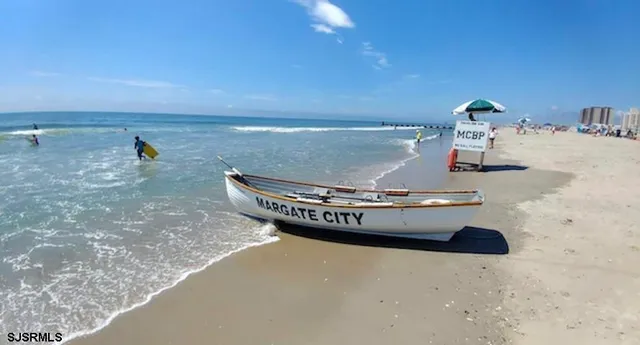 $489,900 | 9704 Ventnor Avenue, Unit D, Margate City, NJ 08402