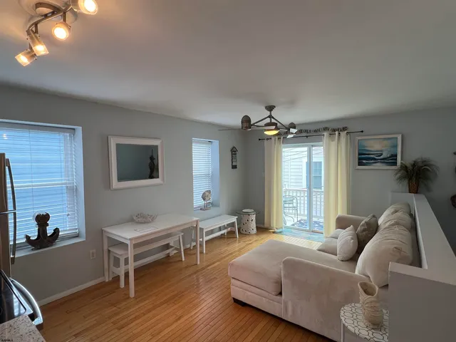 $489,900 | 9704 Ventnor Avenue, Unit D, Margate City, NJ 08402
