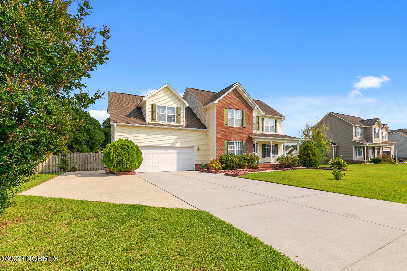311 Trappers Road Hubert, NC 28539 - Photo 2 of 60 2