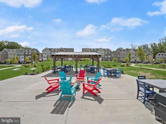 a view of outdoor space with city view