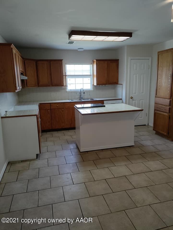 10603 Riker Lane Amarillo, TX 79108 - Photo 23 of 56 IMG_1973