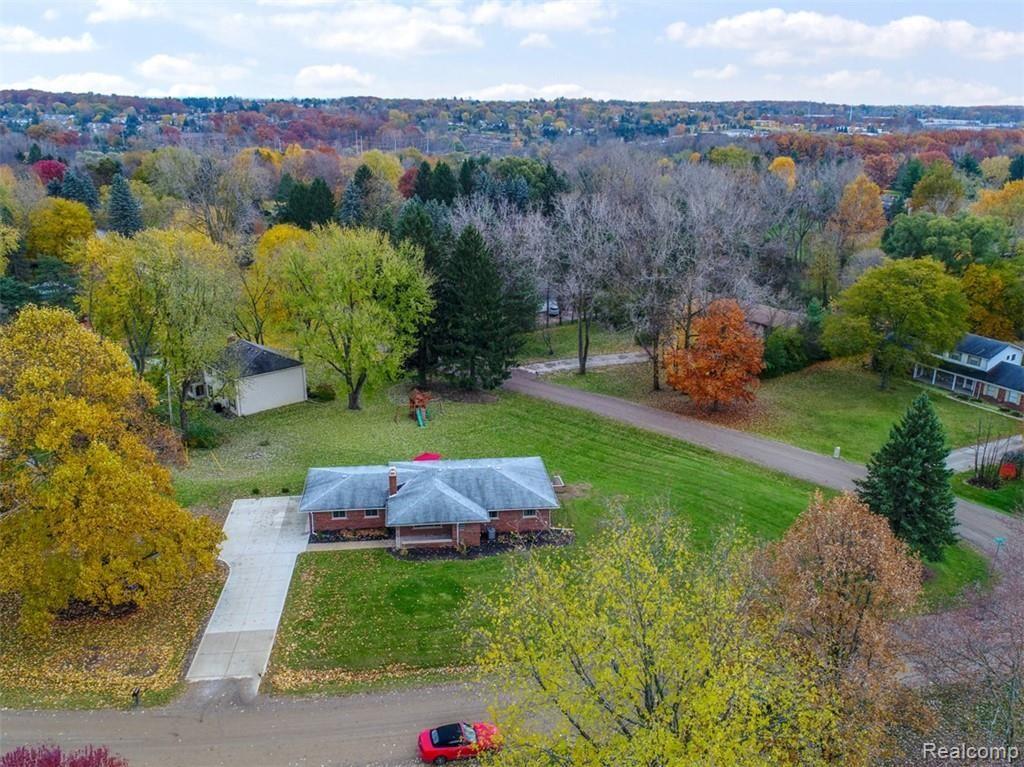 1231 Stellma Lane Rochester Hills, MI 48309 - Photo 34 of 36
