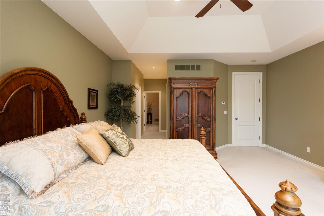 1468 Ramblewood Court Rochester, MI 48307 - Photo 19 of 44 31384579-18.JPG