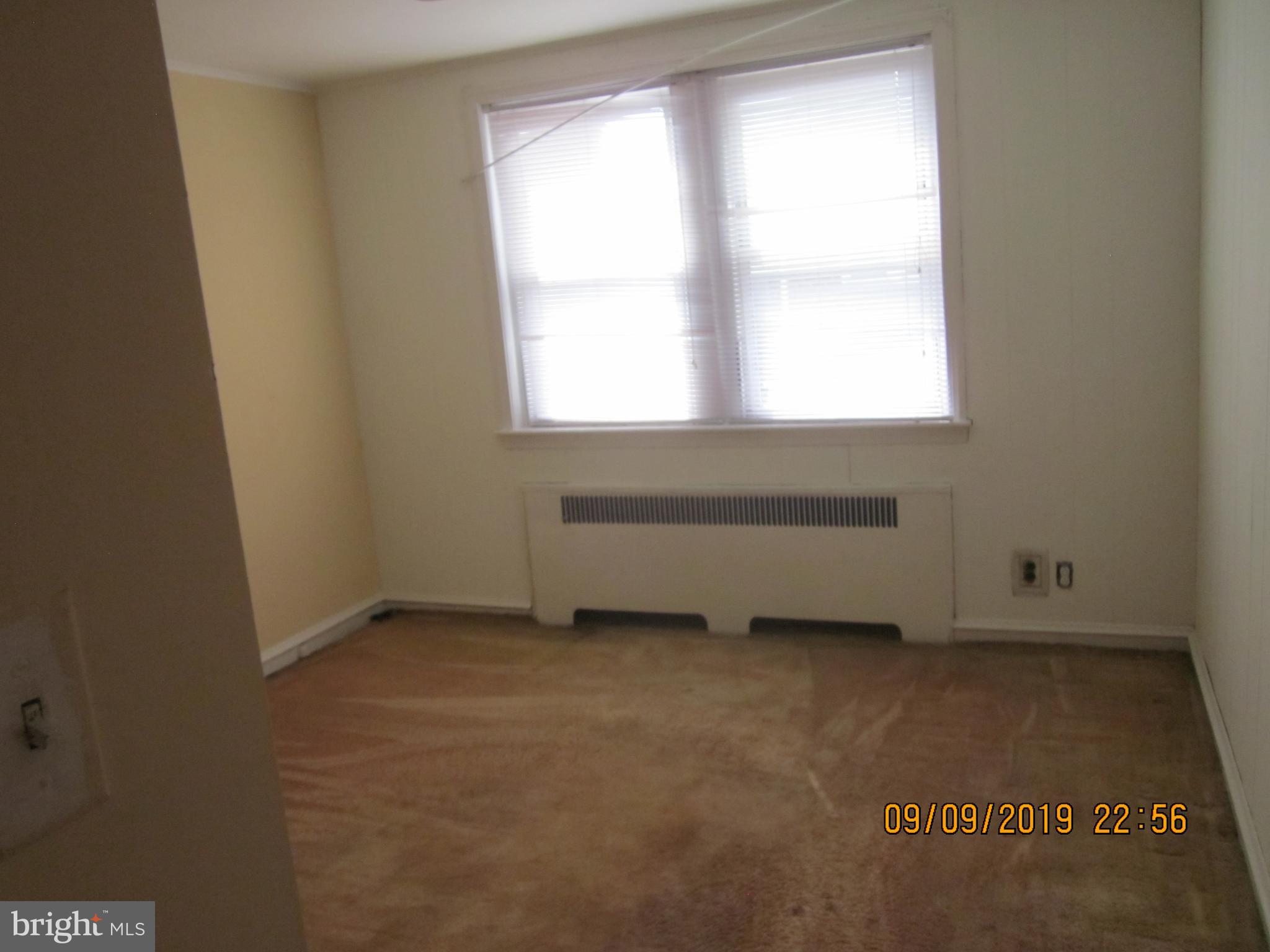 5724 Nassau Road Philadelphia, PA 19131 - Photo 16 of 18 Back bedroom