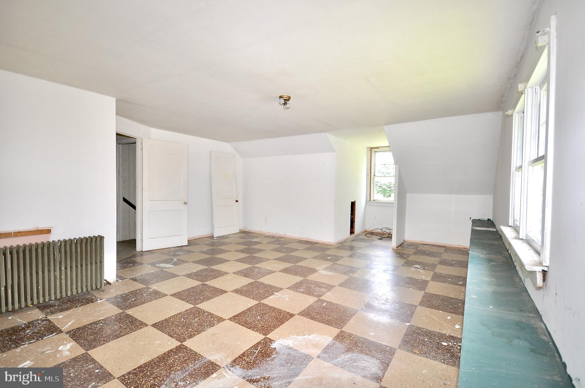 2116 Prospect Avenue Croydon, PA 19021 - Photo 27 of 41