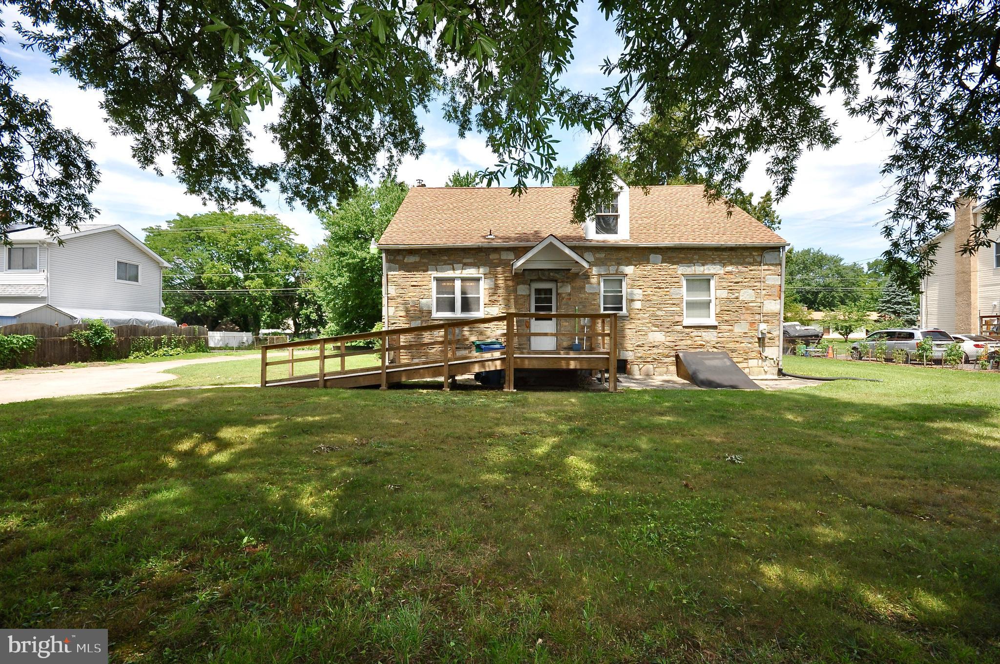 2116 Prospect Avenue Croydon, PA 19021 - Photo 37 of 41