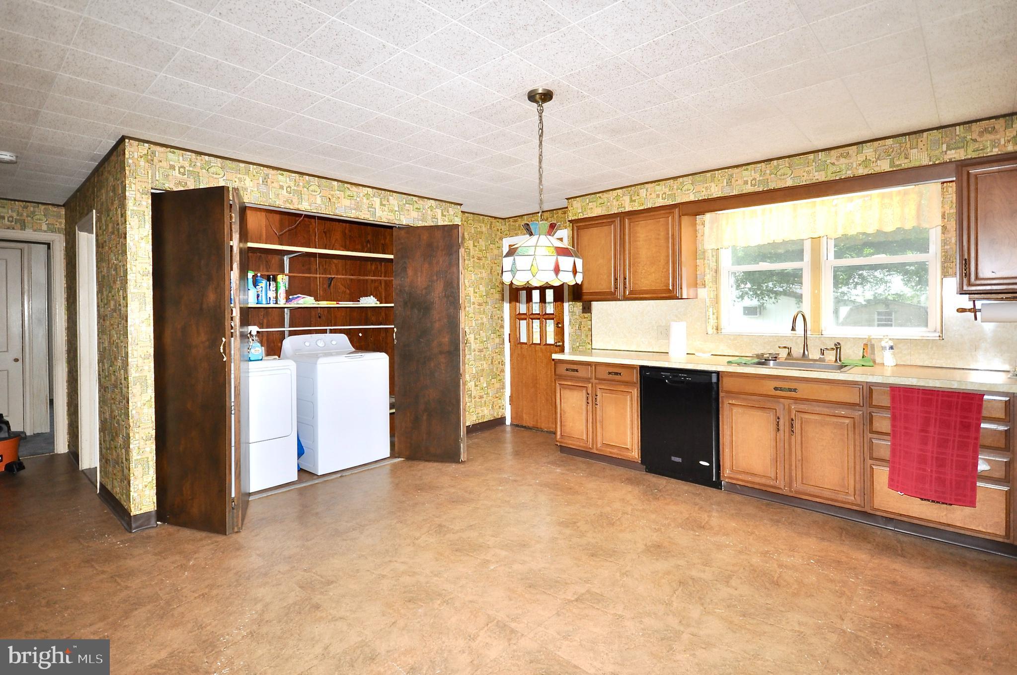 2116 Prospect Avenue Croydon, PA 19021 - Photo 9 of 41