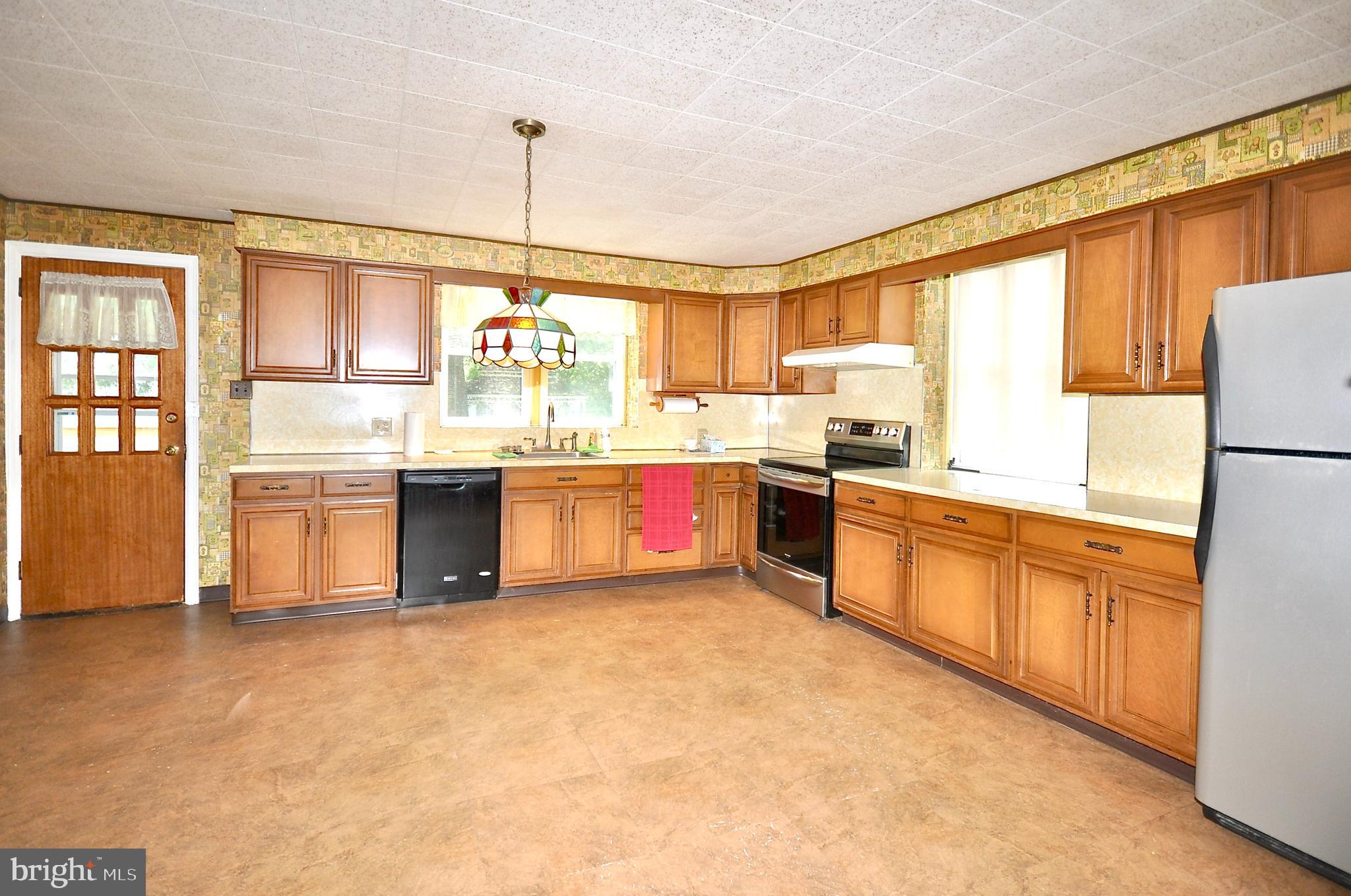 2116 Prospect Avenue Croydon, PA 19021 - Photo 10 of 41