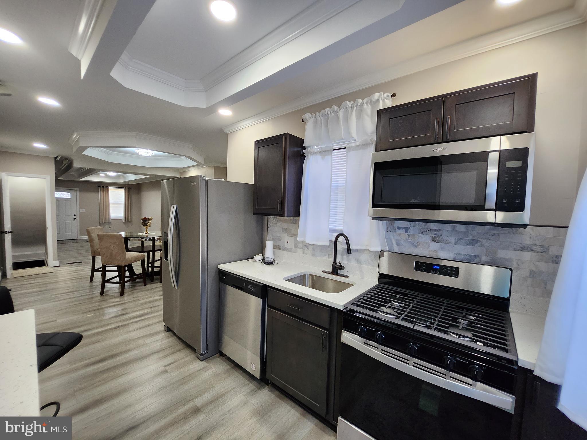 3713 Colborne Road Baltimore, MD 21229 - Photo 12 of 25 Gallery Image 12
