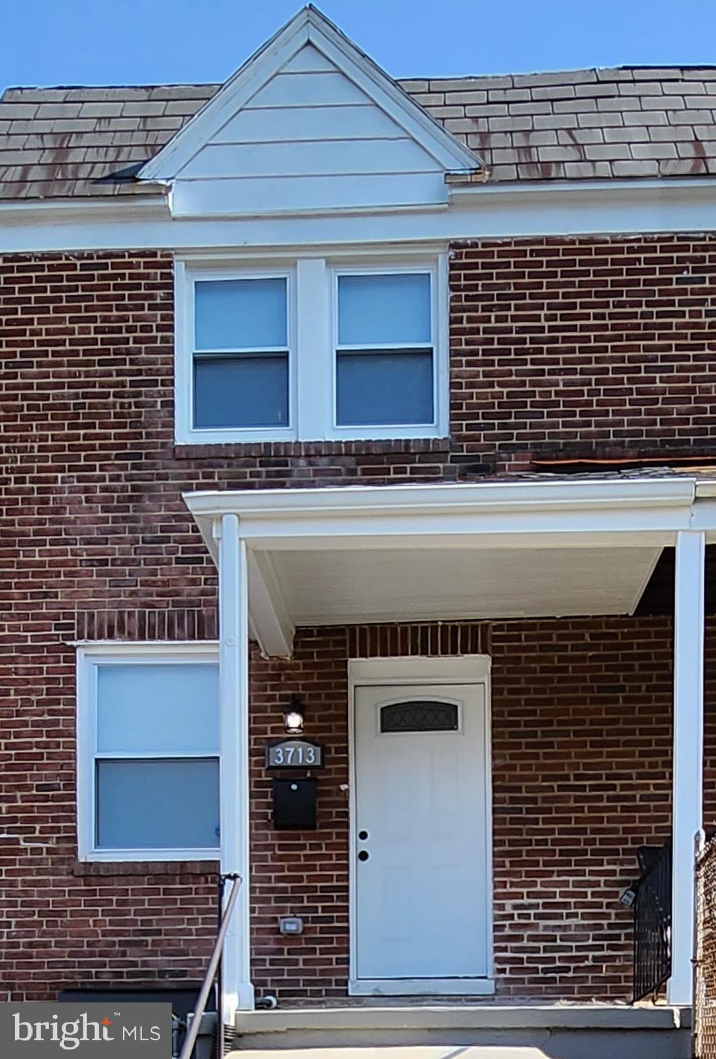 3713 Colborne Road Baltimore, MD 21229 - Photo 2 of 25 Gallery Image 2