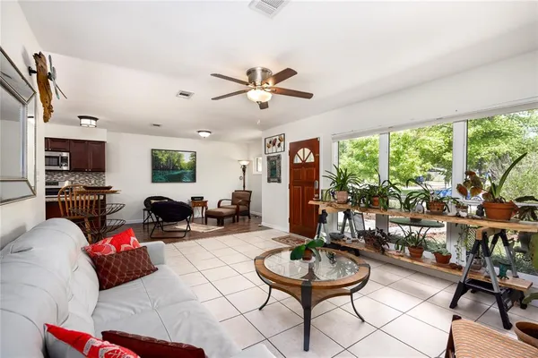 $400,000 | 5016 Northwest 36th Street, Gainesville, FL 32605