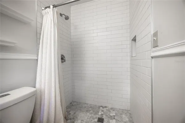 $400,000 | 5016 Northwest 36th Street, Gainesville, FL 32605