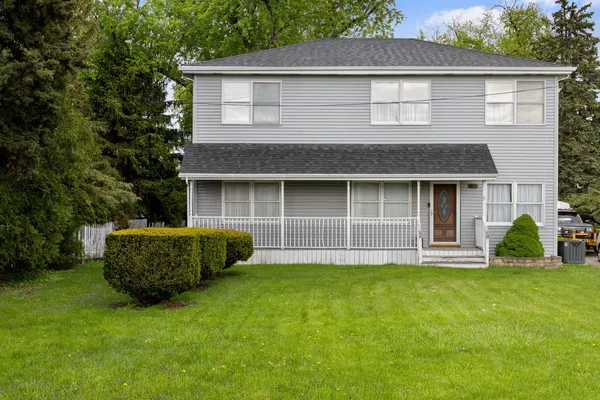 $499,900 | S475 Old York Road, Elmhurst, IL 60126