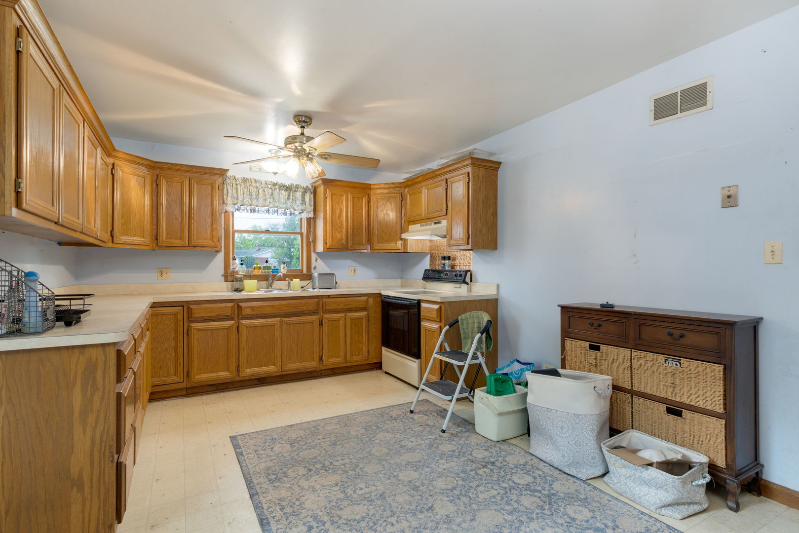 S475 Old York Road Elmhurst, IL 60126 - Photo 7 of 21
