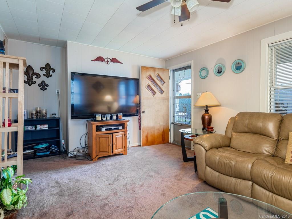 230 Ingram Loop Clyde, NC 28721 - Photo 3 of 14