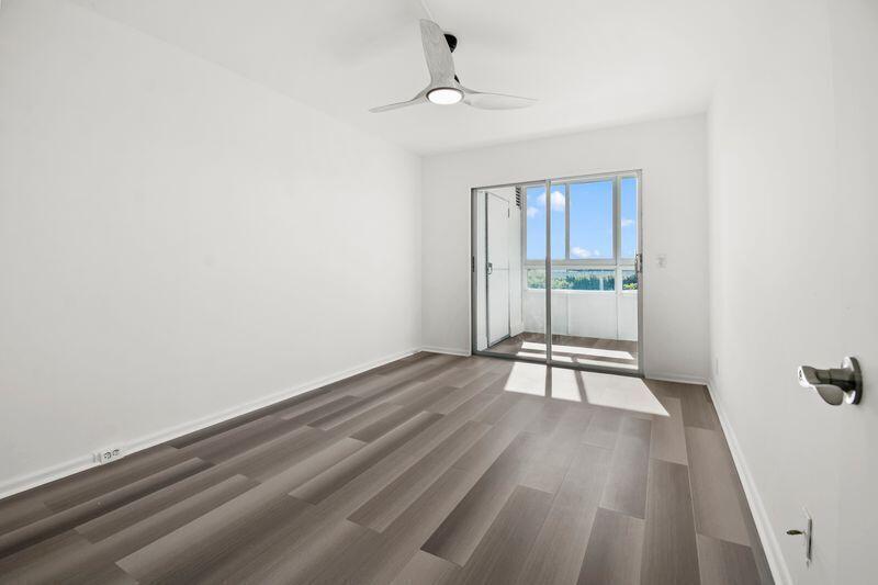 4047 Lincoln A, Unit C Boca Raton, FL 33434 - Photo 10 of 51 4047 Lincoln C Pic 10
