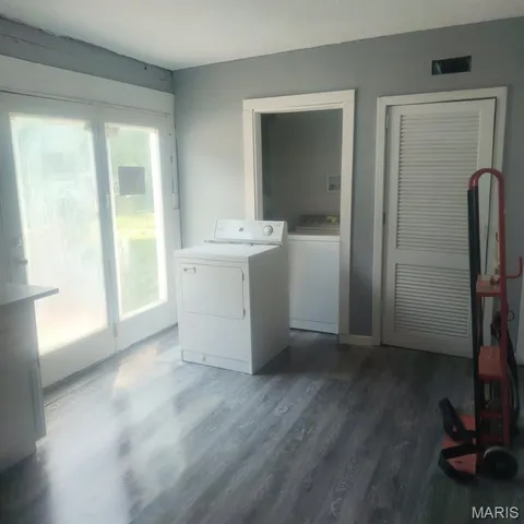 $210,000 | 610 East Monroe Street, Belleville, IL 62220