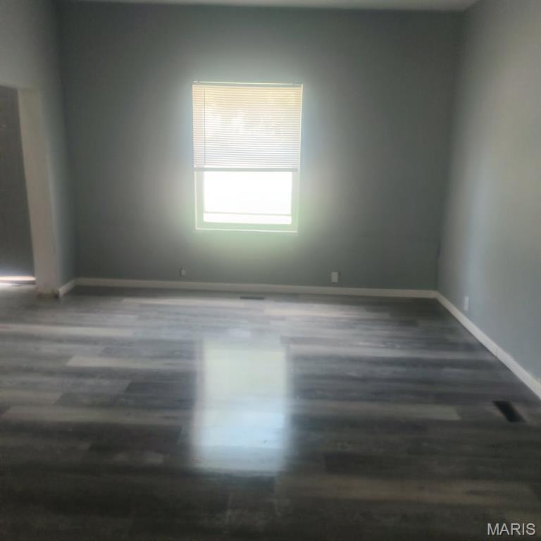 610 East Monroe Street Belleville, IL 62220 - Photo 4 of 21