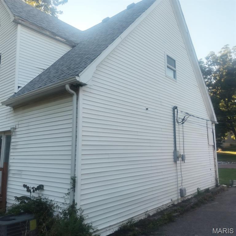 610 East Monroe Street Belleville, IL 62220 - Photo 6 of 21