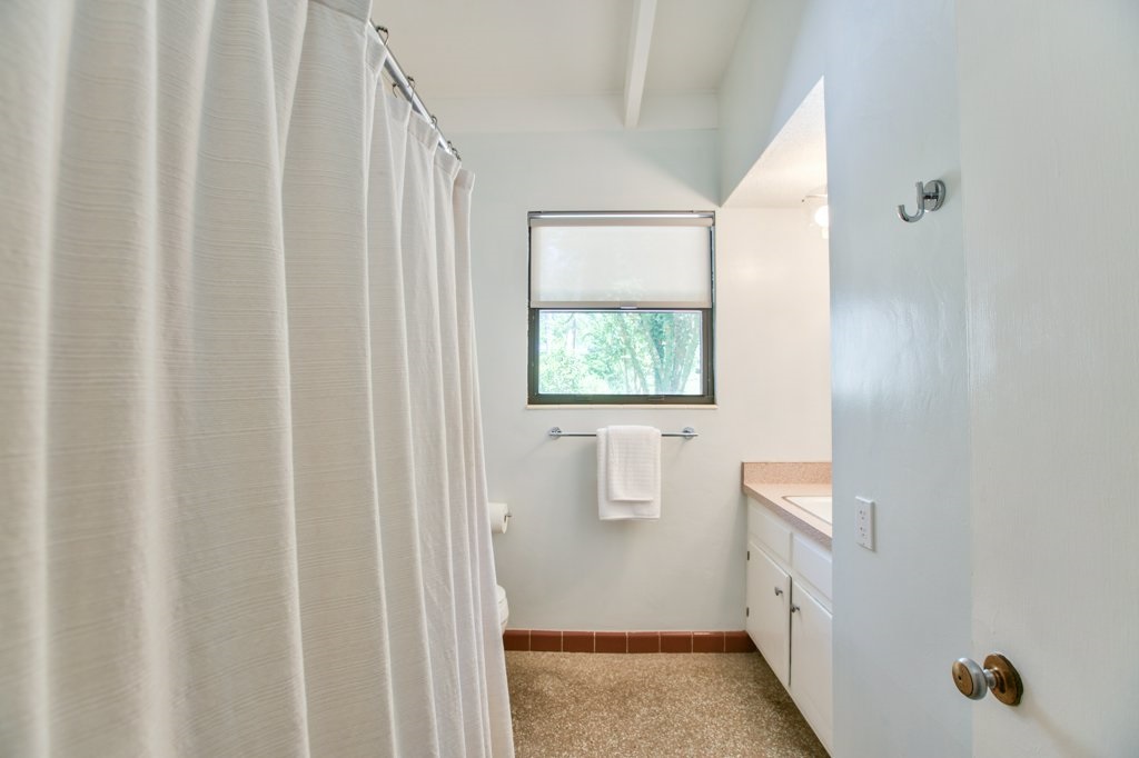 1117 Waverly Road Tallahassee, FL 32312 - Photo 9 of 23 Gallery Image 9