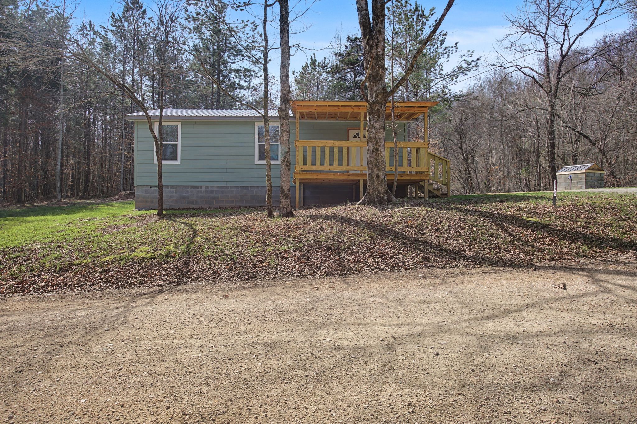3625 Tumbling Creek Road East Hurricane Mills, TN 37078 - Photo 2 of 20