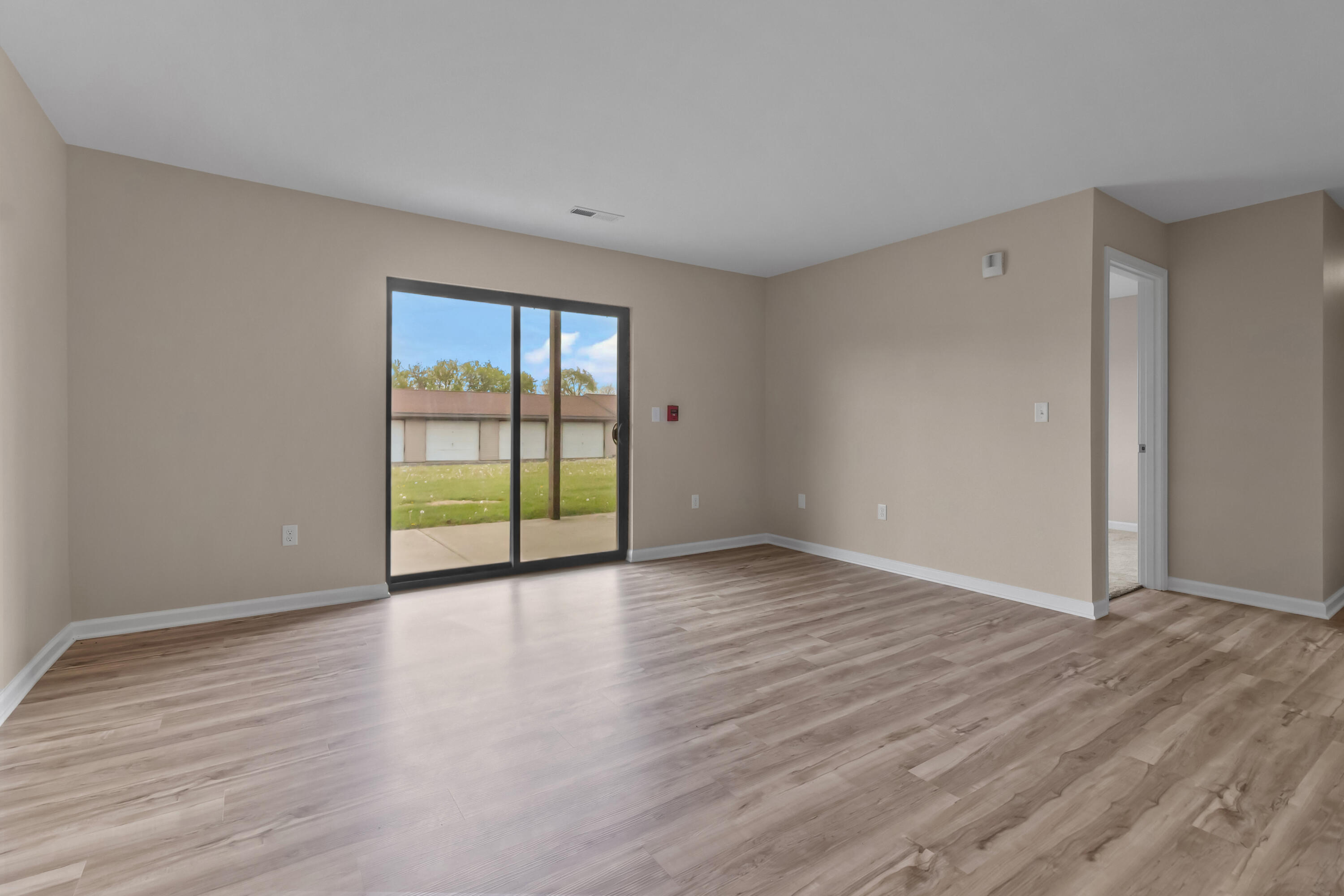 1011 South 2nd Street, Unit 6 Delavan, WI 53115 - Photo 3 of 19 Living Room