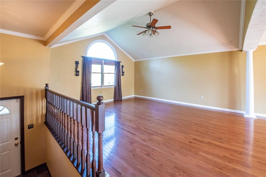 4248 New Texas Road Pittsburgh, PA 15239 - Photo 3 of 25
