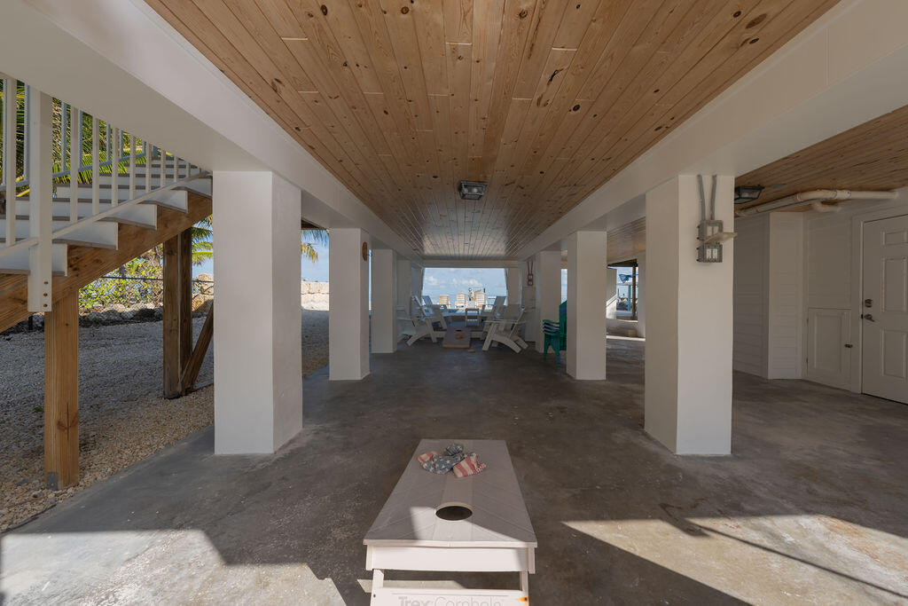 58121 Morton Street Marathon, FL 33050 - Photo 25 of 93 Covered Breezeway