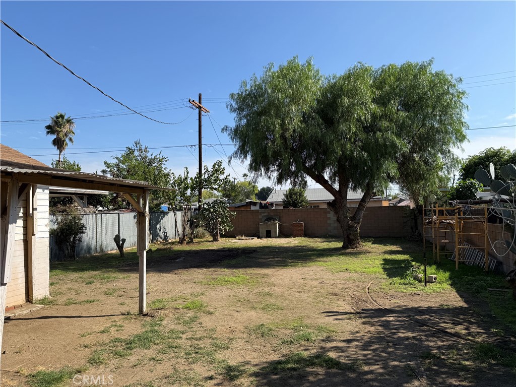 13600 Daventry Street Pacoima, CA 91331 - Photo 2 of 18