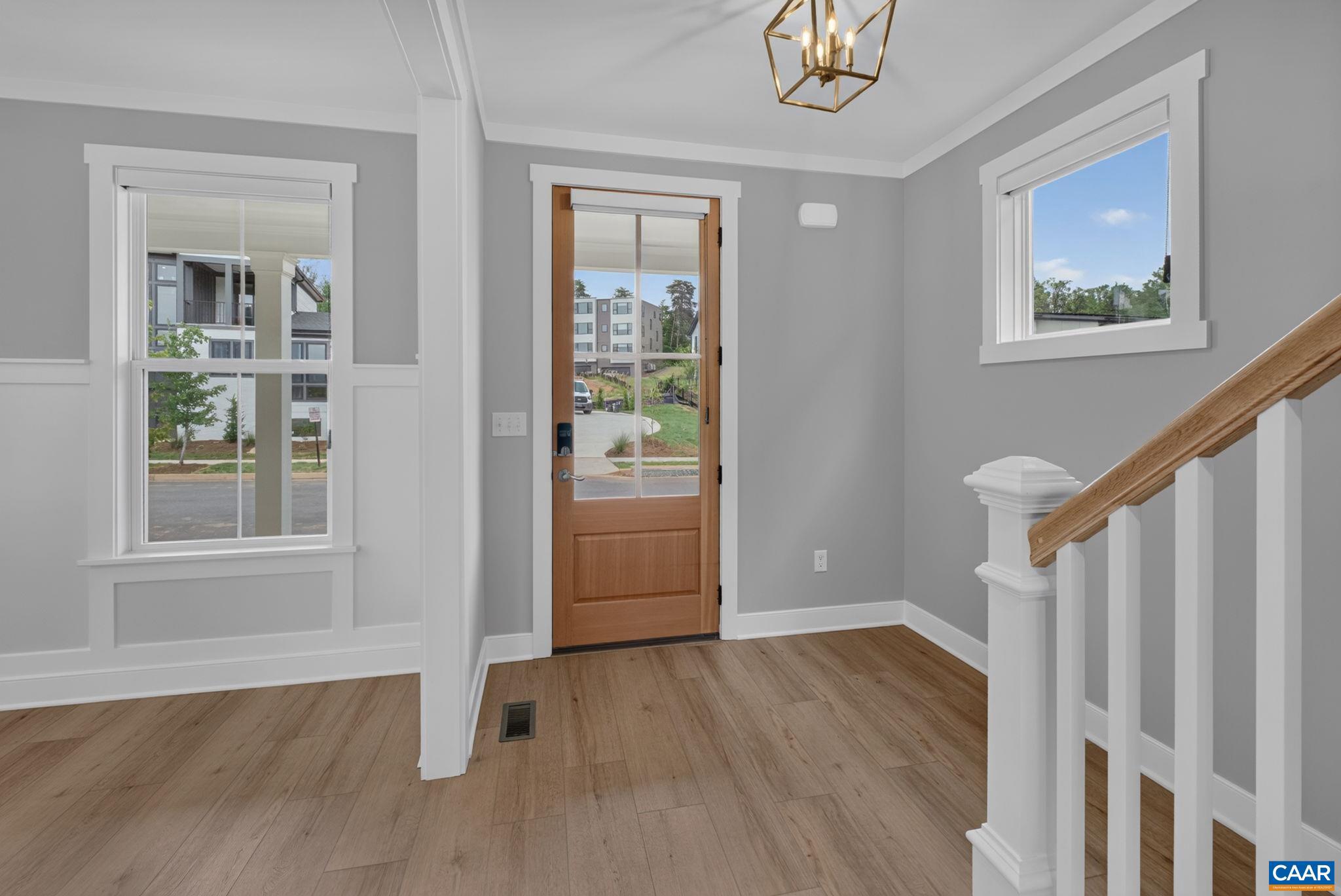 448 Nicholson Street Charlottesville, VA 22901 - Photo 5 of 36 Gallery Image 5