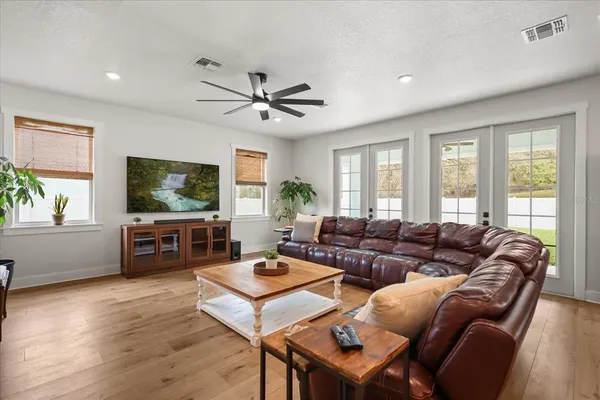 $674,500 | 21709 Hidden Creek, Mount Dora, FL 32757