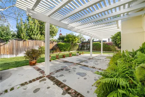 $1,045,000 | 23649 Bessemer Street, Woodland Hills, CA 91367