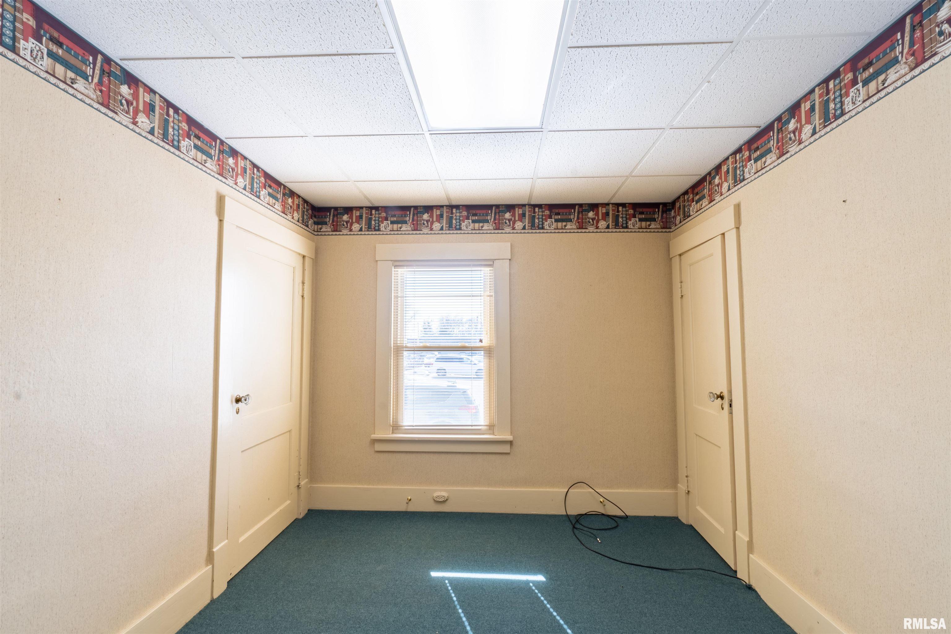 3226 North Prospect Road Peoria, IL 61603 - Photo 12 of 19 Gallery Image 12