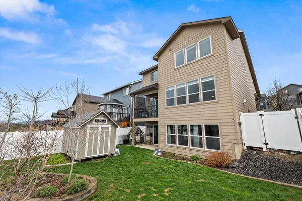$489,900 | 8607 North James Drive, Spokane, WA 99208