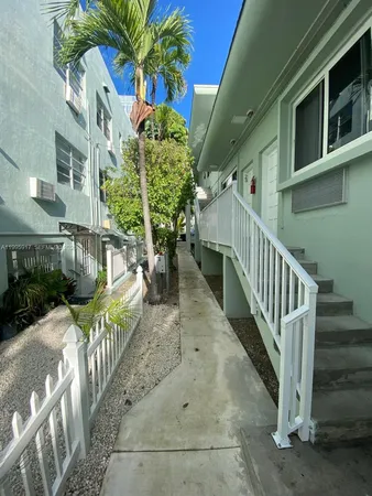 $1,695 | 9056 Collins Avenue, Unit 23, Surfside, FL 33154