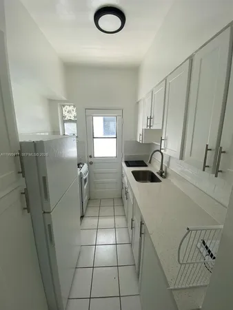 $1,695 | 9056 Collins Avenue, Unit 23, Surfside, FL 33154