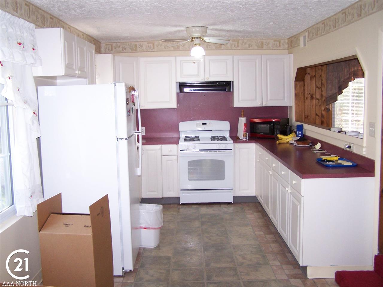 1056 East Gunn Road Rochester, MI 48306 - Photo 8 of 28