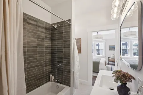 $1,695,000 | 542 22nd Avenue, San Francisco, CA 94121