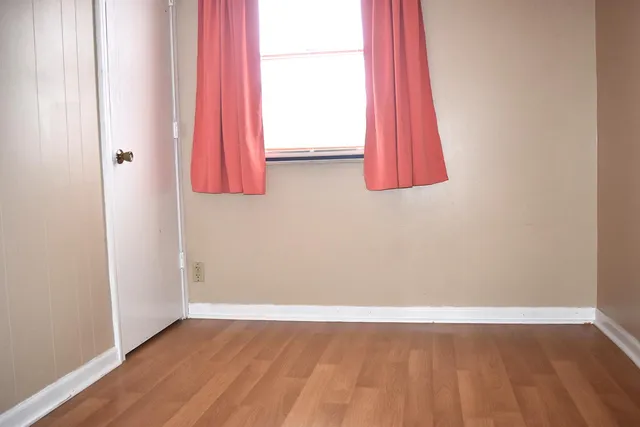 $299,000 | 3300 Sneakville Road, Lawrenceburg, IN 47025