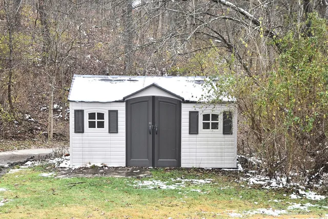 $299,000 | 3300 Sneakville Road, Lawrenceburg, IN 47025