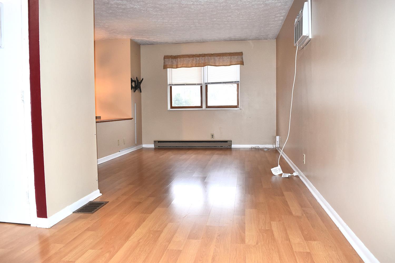 3300 Sneakville Road Lawrenceburg, IN 47025 - Photo 5 of 32