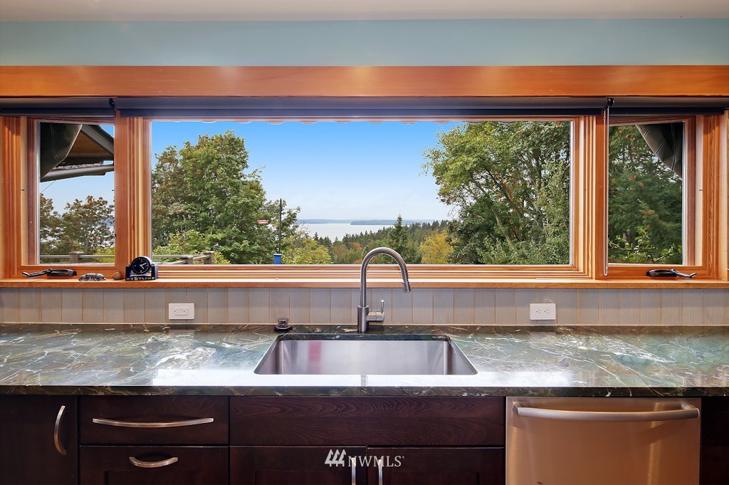 4351 Southwest Thistle Street Seattle, WA 98136 - Photo 17 of 25