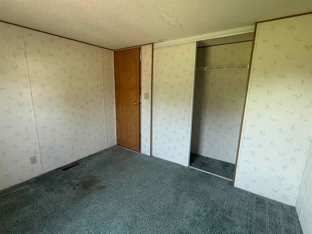 415 Hendricks Street Parnell, IA 52325 - Photo 12 of 20 Gallery Image 12
