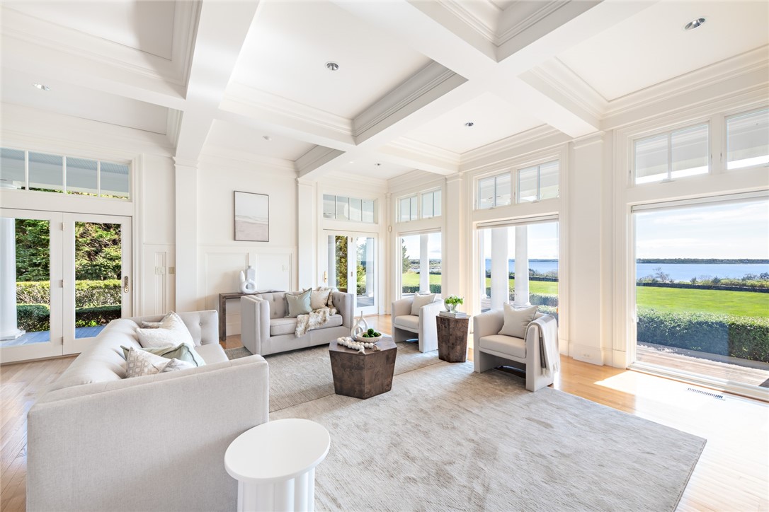 597 Beavertail Road Jamestown, RI 02835 - Photo 11 of 35