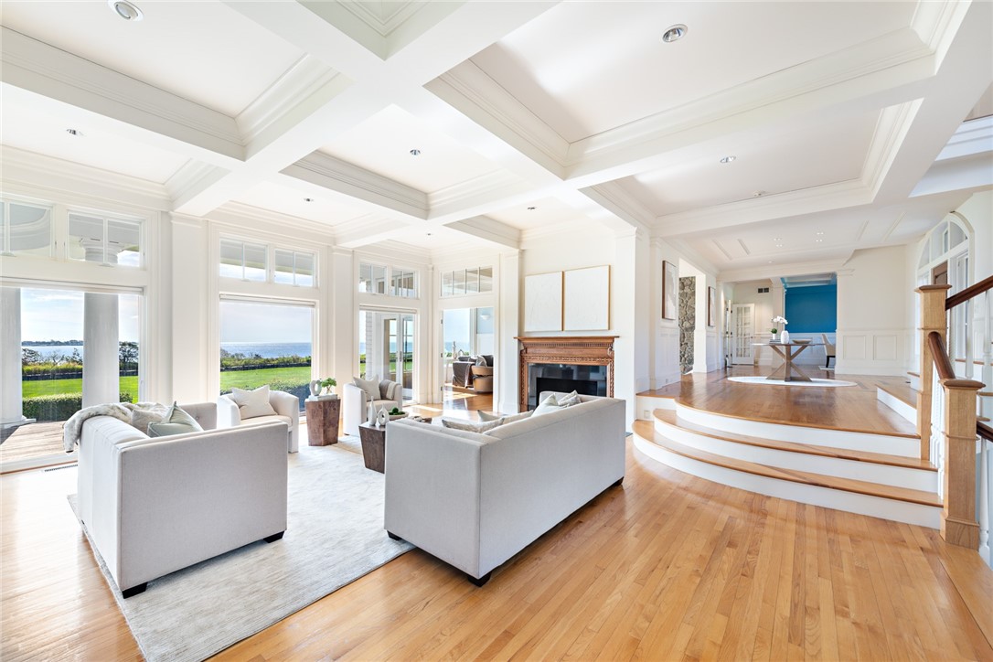 597 Beavertail Road Jamestown, RI 02835 - Photo 13 of 35